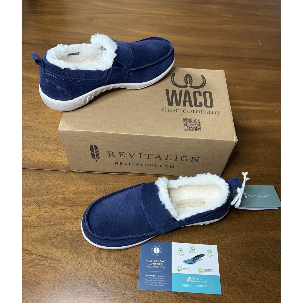 Revitalign Shoes In Peacoat Blue - Women's 7B